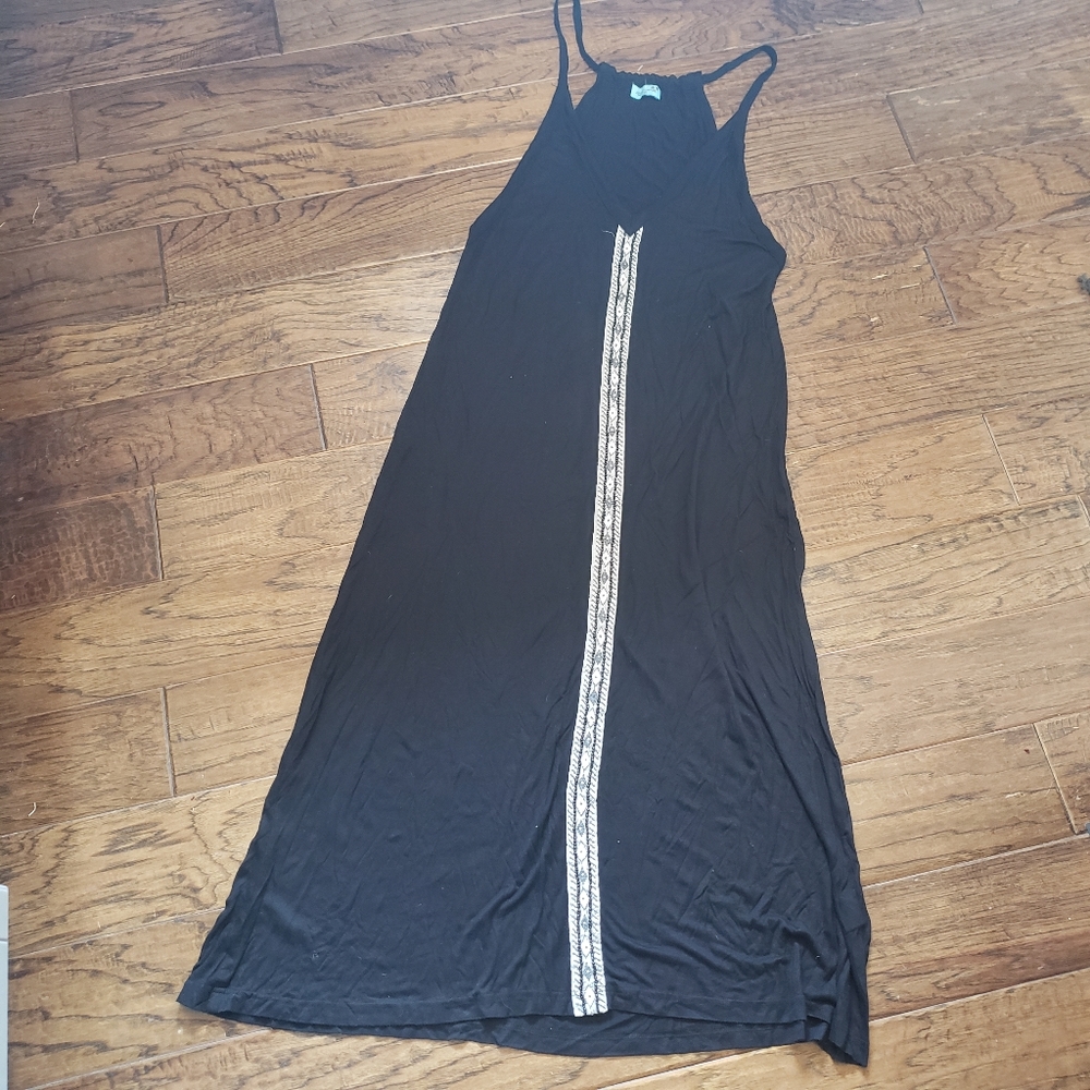 Letarte Handmade Beaded V-Neck Maxi Medium